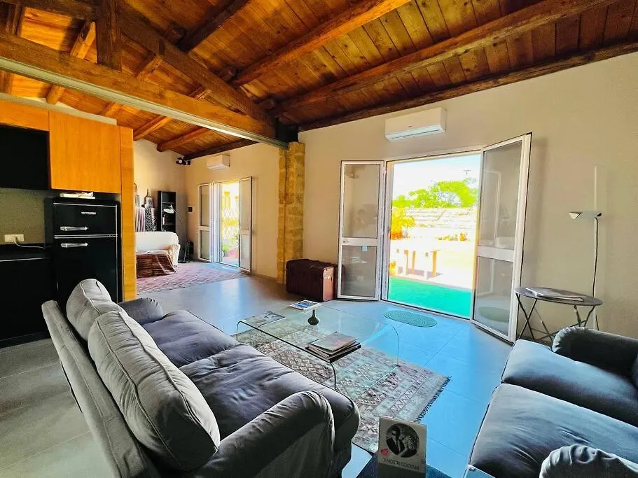 Holiday home Loft Palermo Centro Con Terrazzo. Free Parking Villa Italy