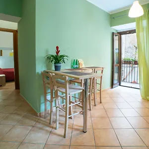 Happie Casa Il Capo & La Cattedrale Apartment